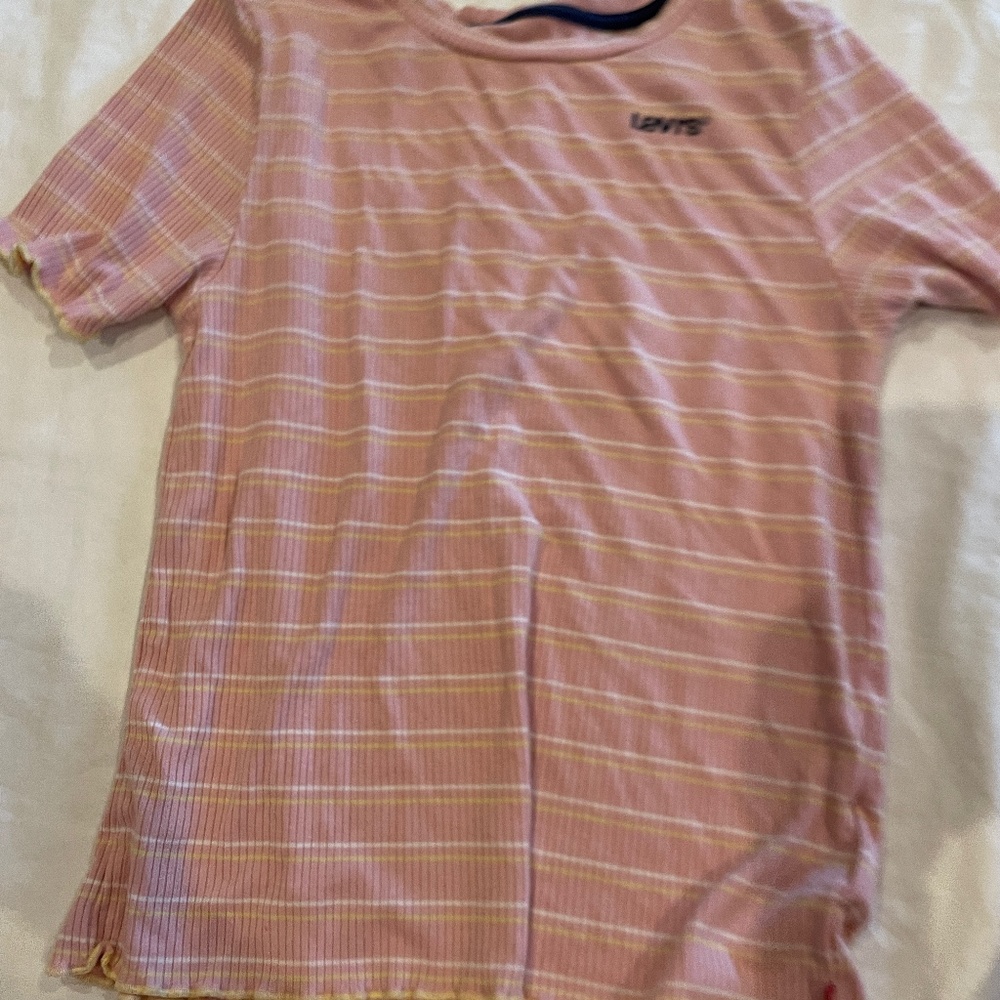 Levi shirt